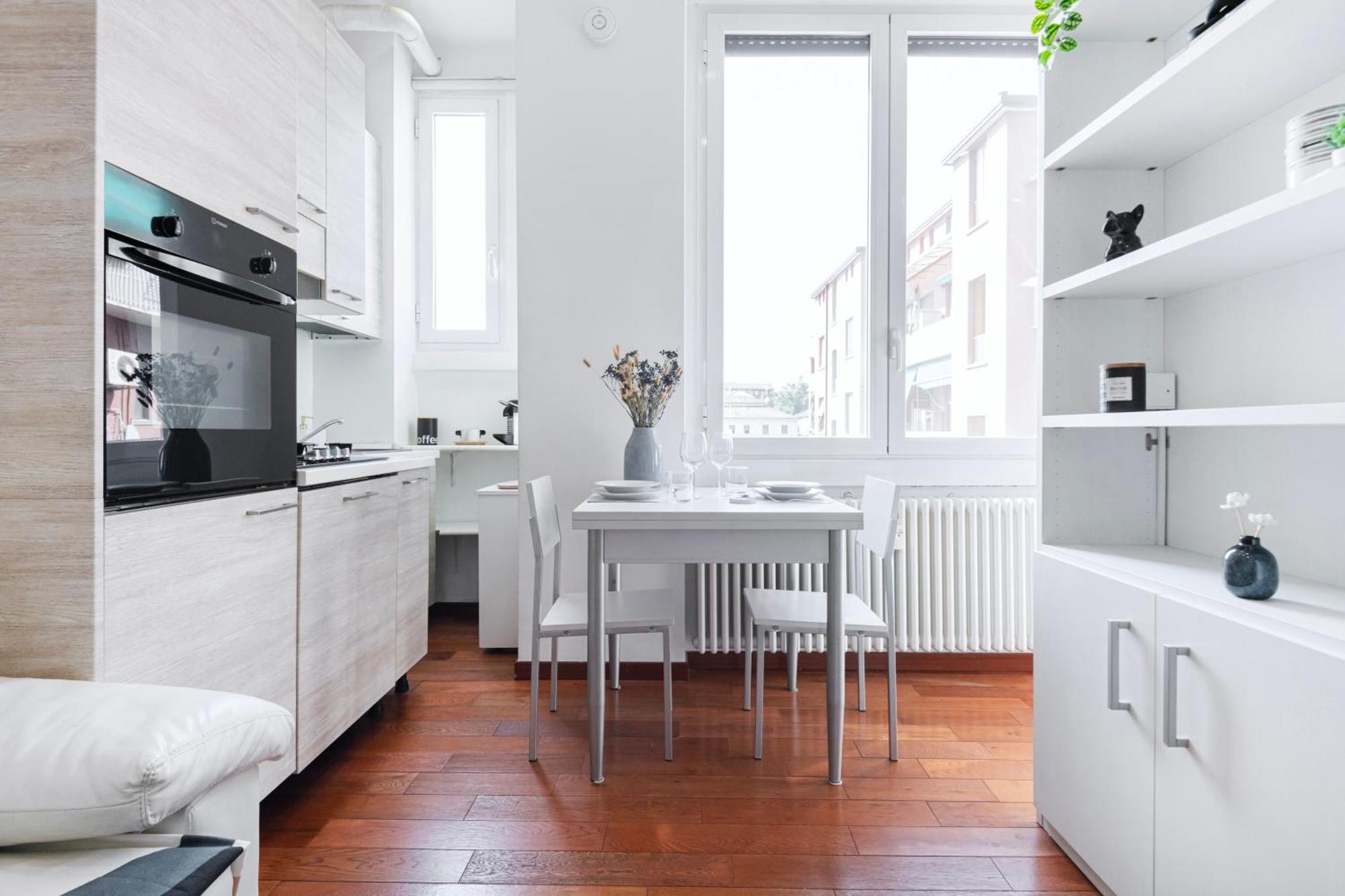 Nice And Cozy Studio In Porta Romana By Easylife Milan Bagian luar foto